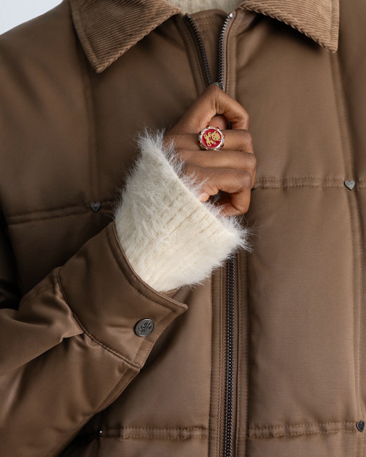 WOMAN [Model is 1.78 m / 5’10” wearing size M]