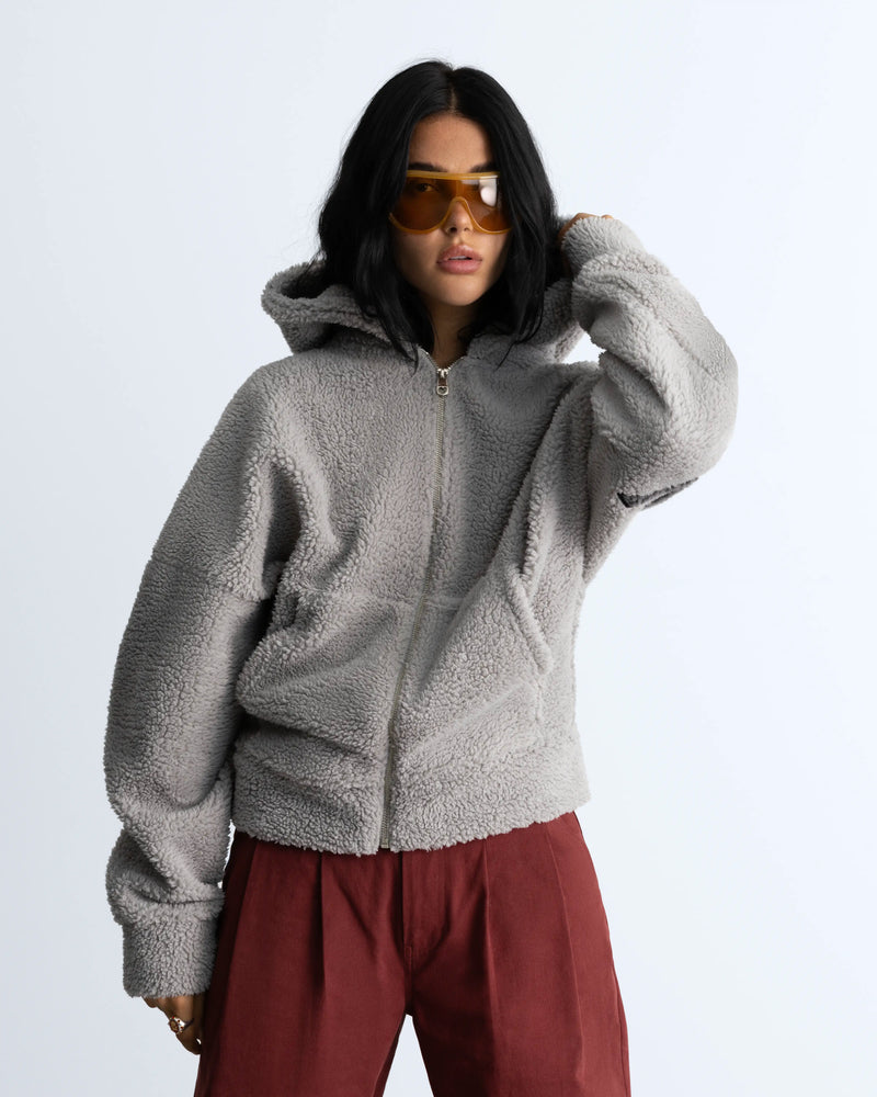 WOMAN [Model is 1.71 m / 5’7” wearing size M]