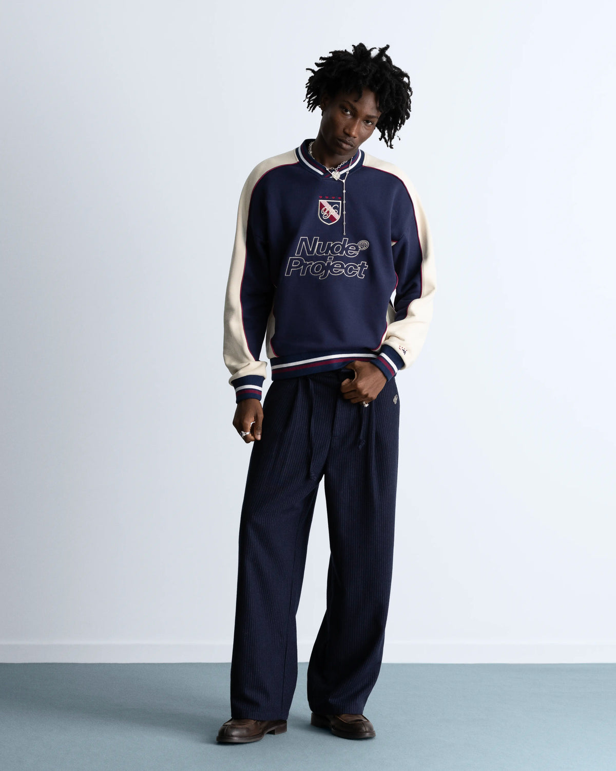 MAN [Model is 1.89 m / 6’2” wearing size M]