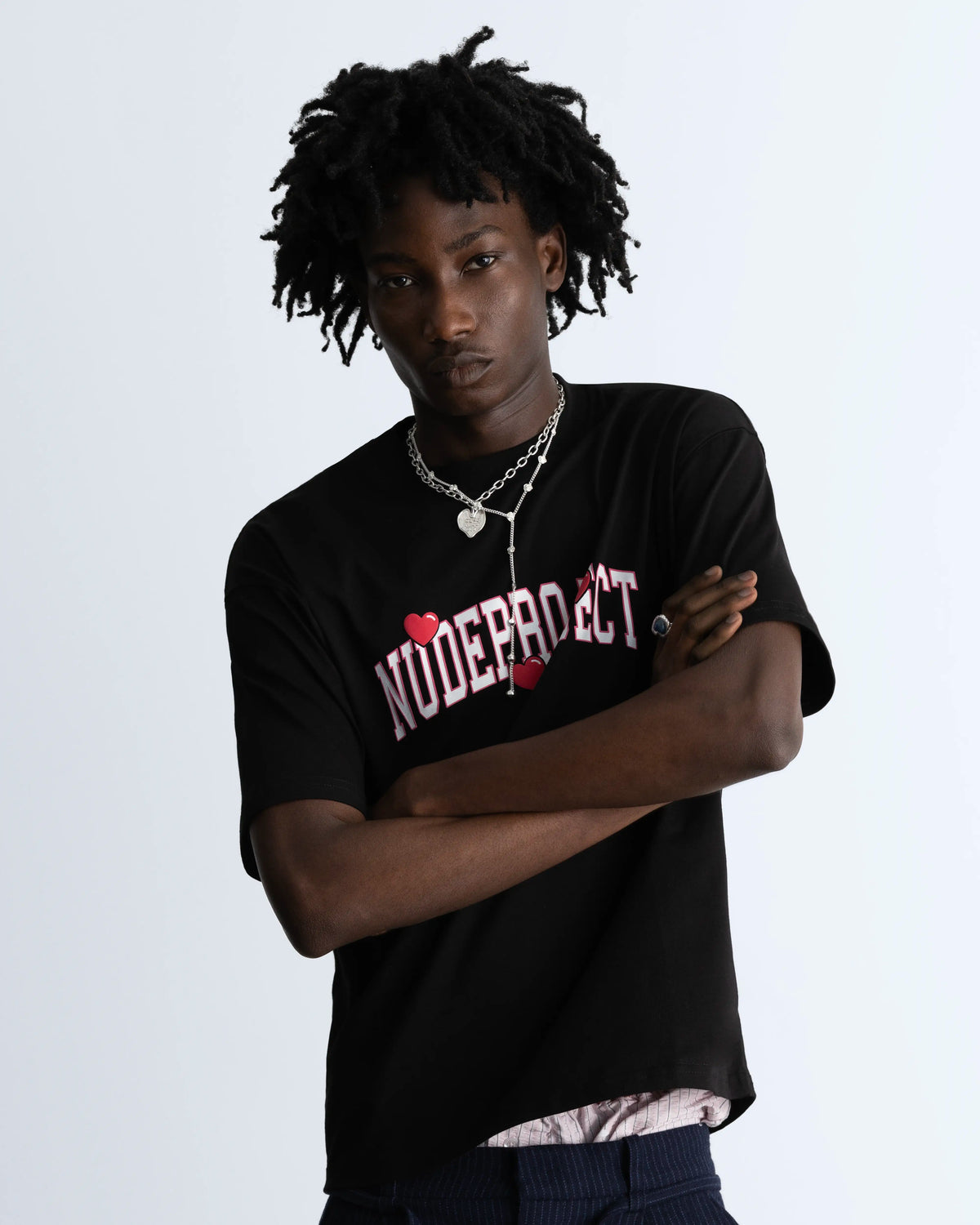 MAN [Model is 1.89 m / 6’2” wearing size M]