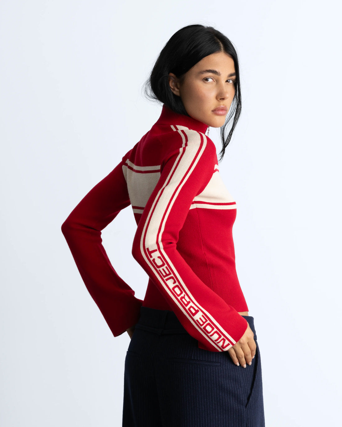WOMAN [Model is 1.71 m / 5’7” wearing size S]