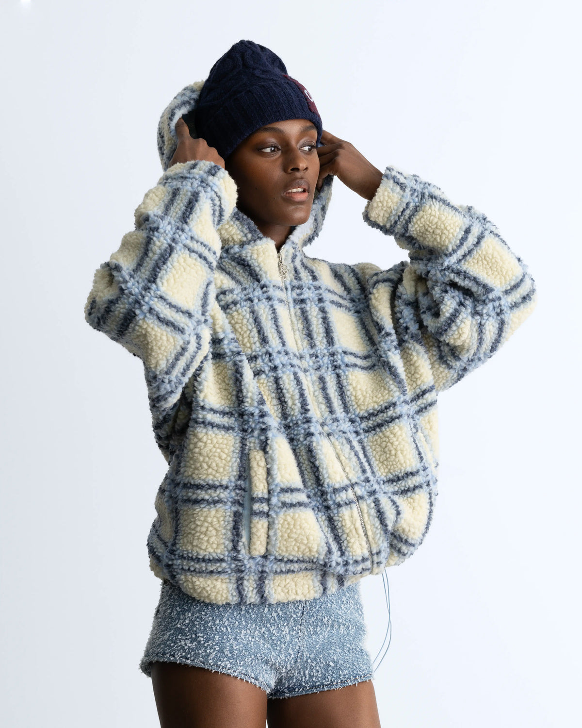 WOMAN [Model is 1.78 m / 5’10” wearing size M]