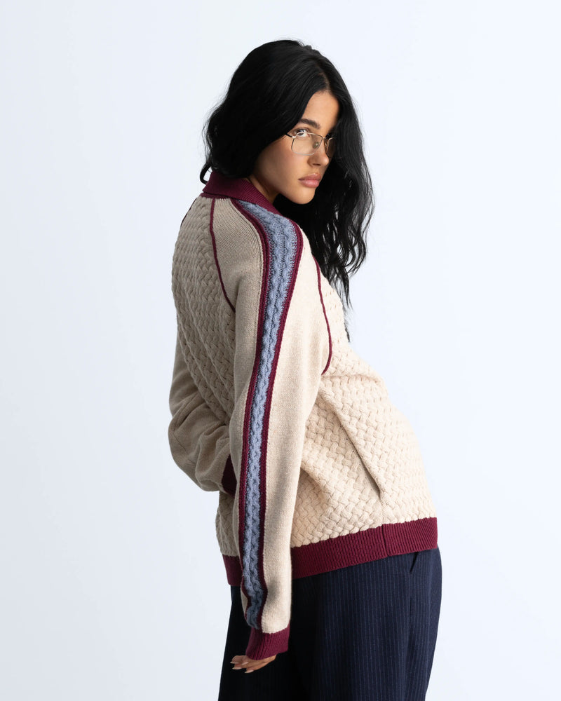 WOMAN [Model is 1.71 m / 5’7” wearing size M]