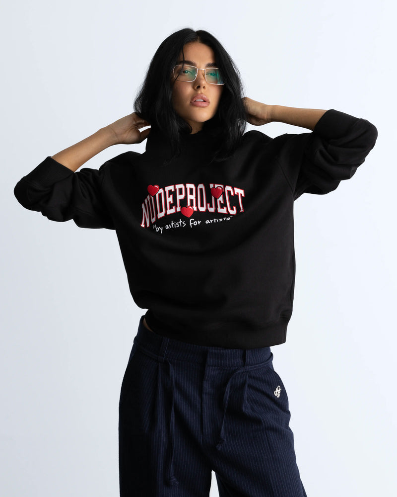 WOMAN [Model is 1.71 m / 5’7” wearing size M]