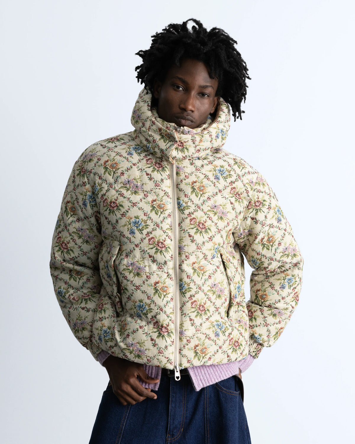 MAN [Model is 1.89 m / 6’2” wearing size M]