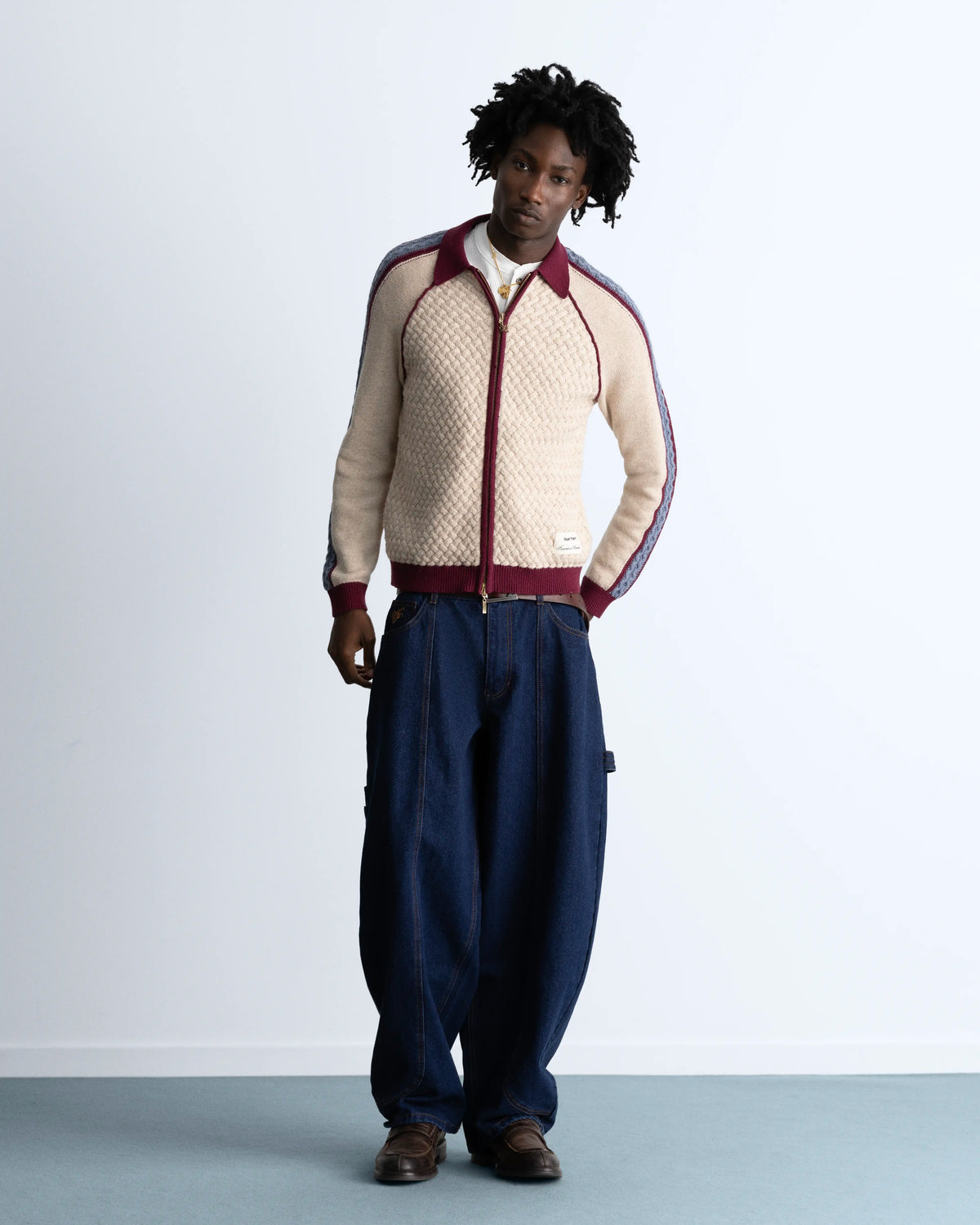 MAN [Model is 1.89 m / 6’2” wearing size M]