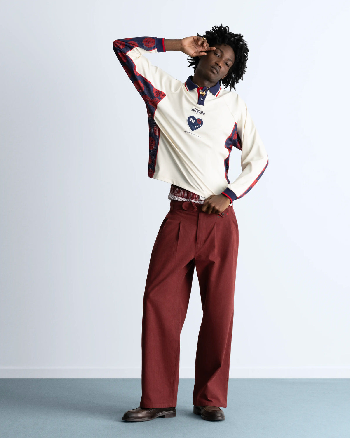 MAN [Model is 1.89 m / 6’2” wearing size M]