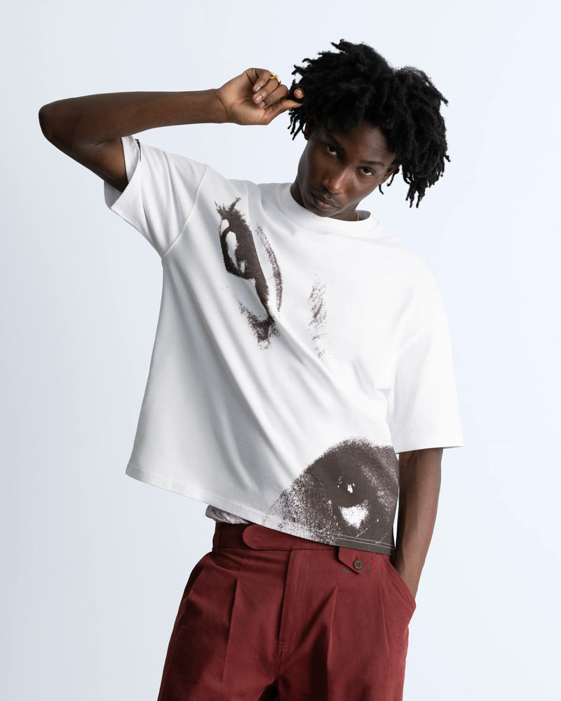 MAN [Model is 1.83 m / 6’0” wearing size M]