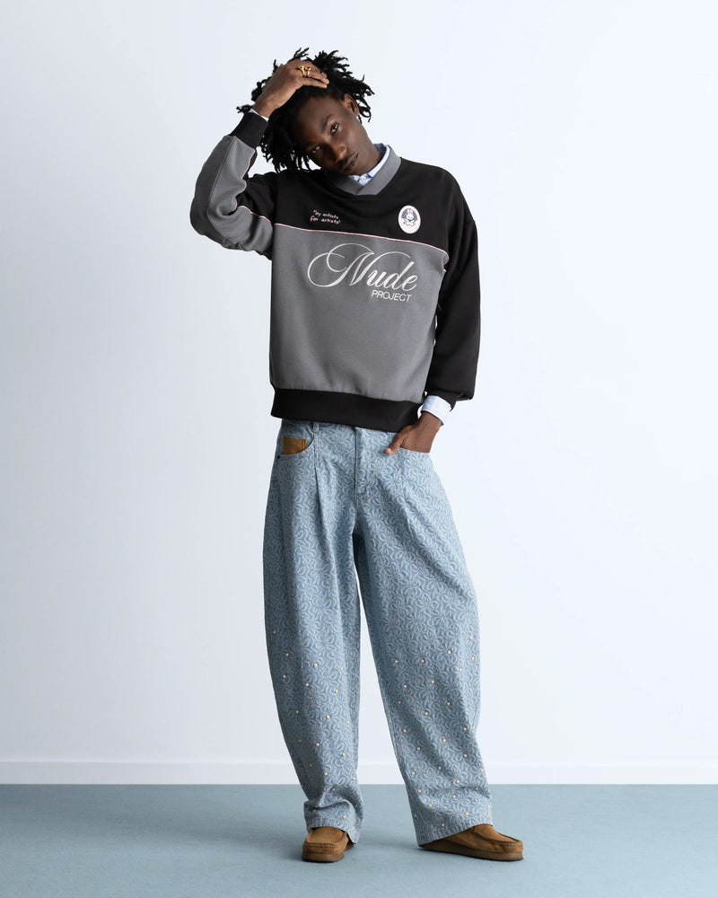 MAN [Model is 1.89 m / 6’2” wearing size M]