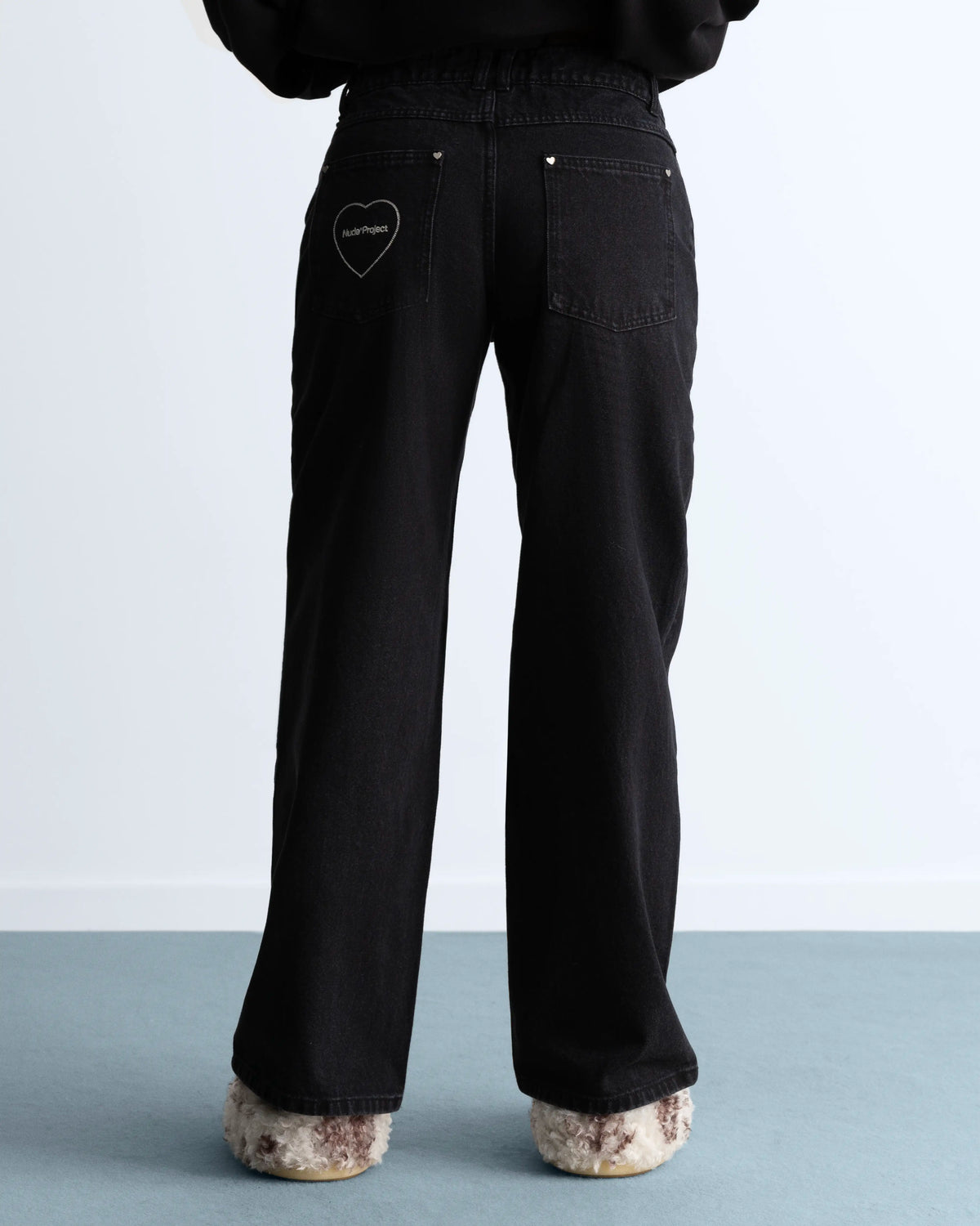 WOMAN [Model is 1.71 m / 5’7” wearing size S]