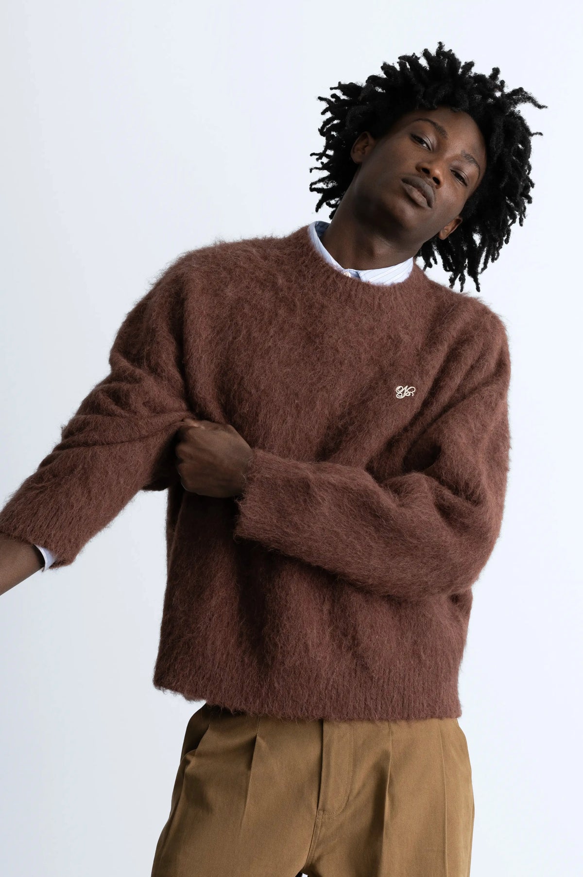 MAN [Model is 1.89 m / 6’2” wearing size M]