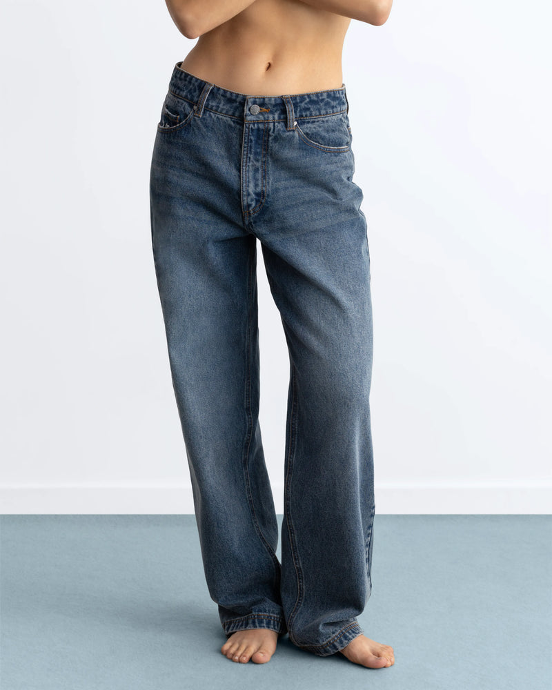 Basic Straight Jeans Dark Indigo Bleach