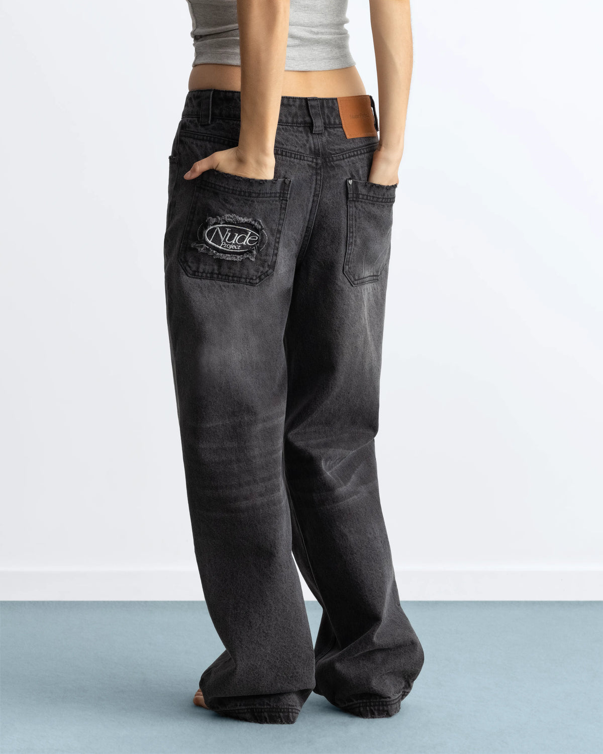 Basic Straight Jeans Black-Black