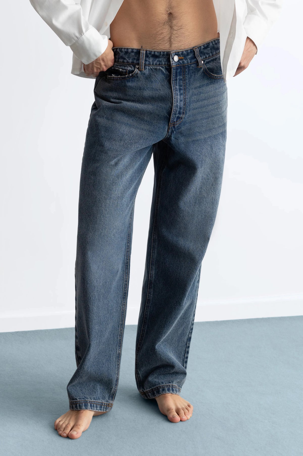 Basic Straight Jeans Dark Indigo Bleach