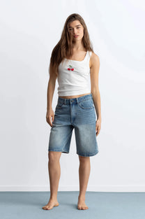 WOMAN [Model is 173 cm / 5’8” wearing size 38]