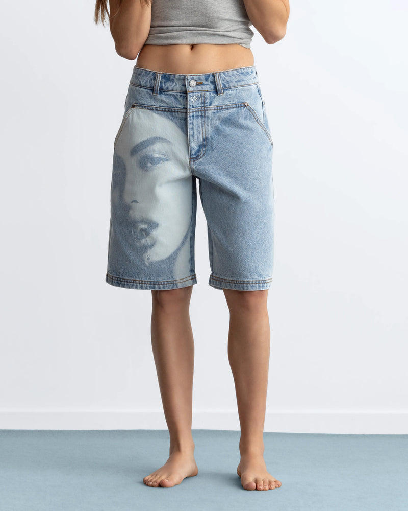 WOMAN [Model is 173 cm / 5’8” wearing size 38]