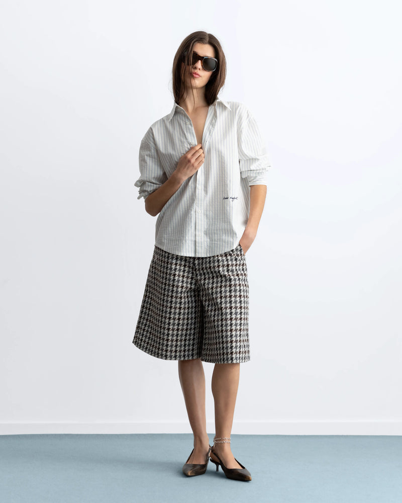 WOMAN [Model is 173 cm / 5’8” wearing size S]