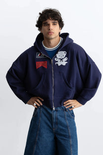 MAN [Model is 187 cm / 6'2" wearing size M]