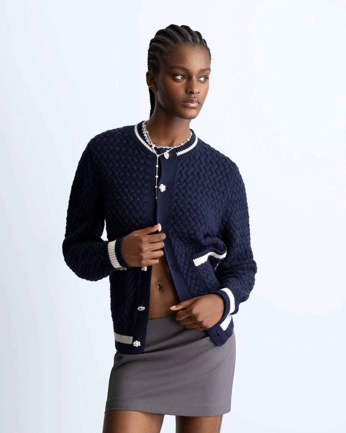 WOMAN [Model is 1.78 m / 5’10” wearing size S]