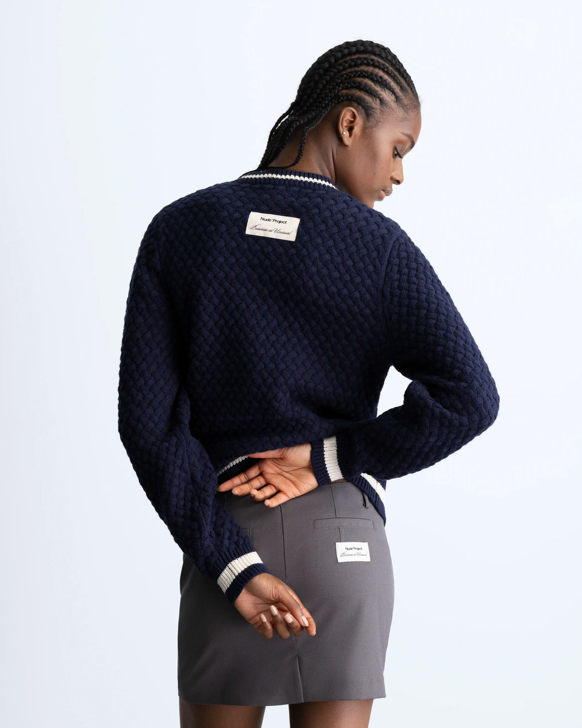 WOMAN [Model is 1.78 m / 5’10” wearing size S]