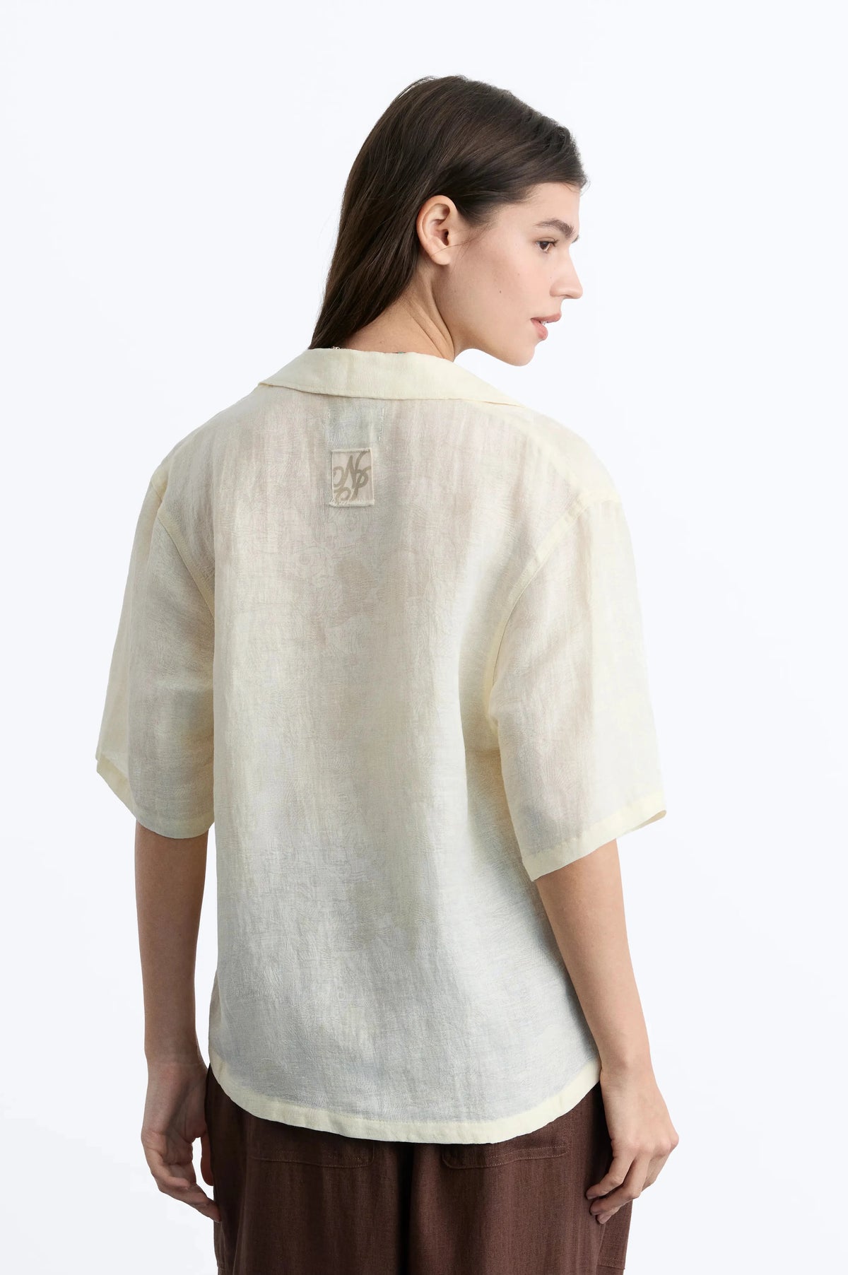 WOMAN [Model is 175.25 cm / 5’9” wearing size S]