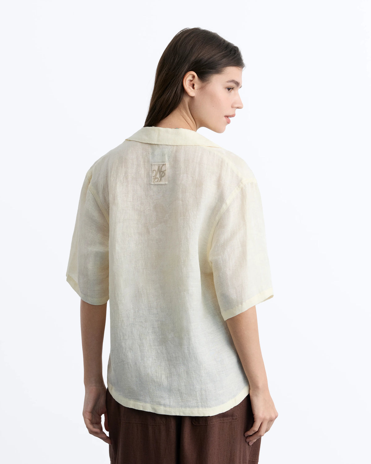 WOMAN [Model is 175.25 cm / 5’9” wearing size S]