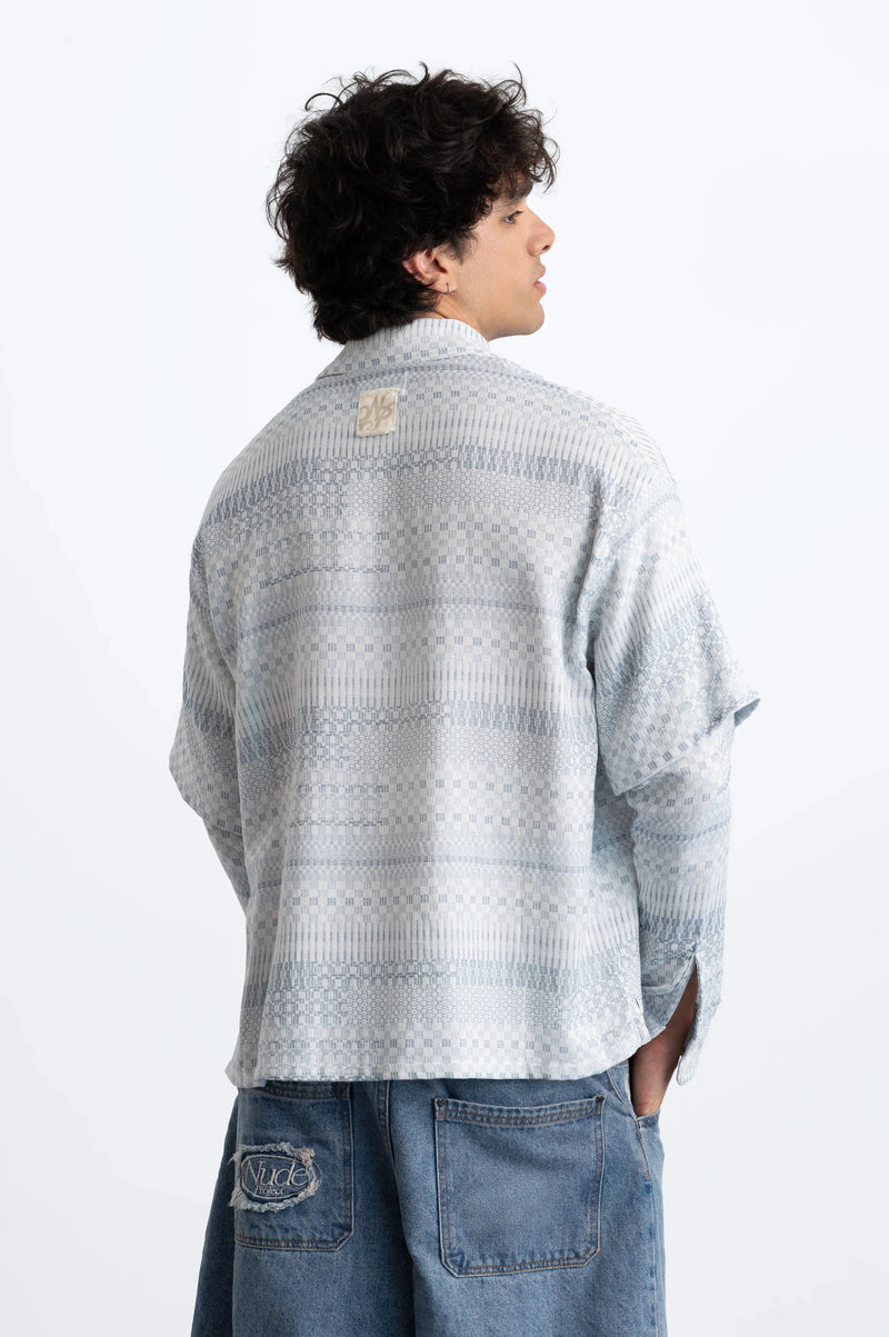 MAN [Model is 187cm / 6’2” wearing size M]