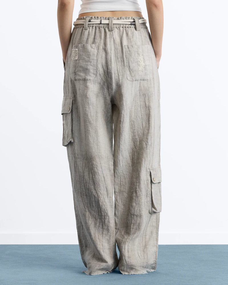 WOMAN [Model is 176 cm / 5’9” wearing size S]