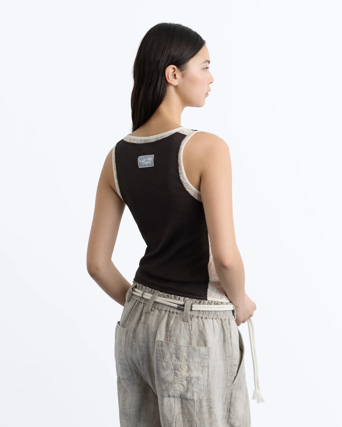 WOMAN [Model is 176 cm / 5’9” wearing size S]