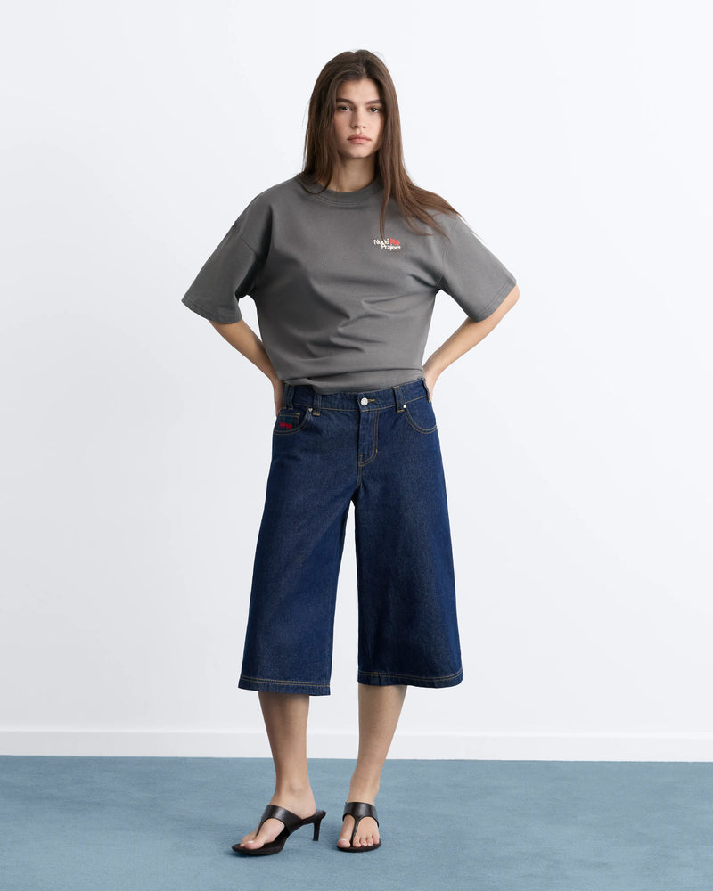 WOMAN [Model is 175.25 cm / 5’9” wearing size S]