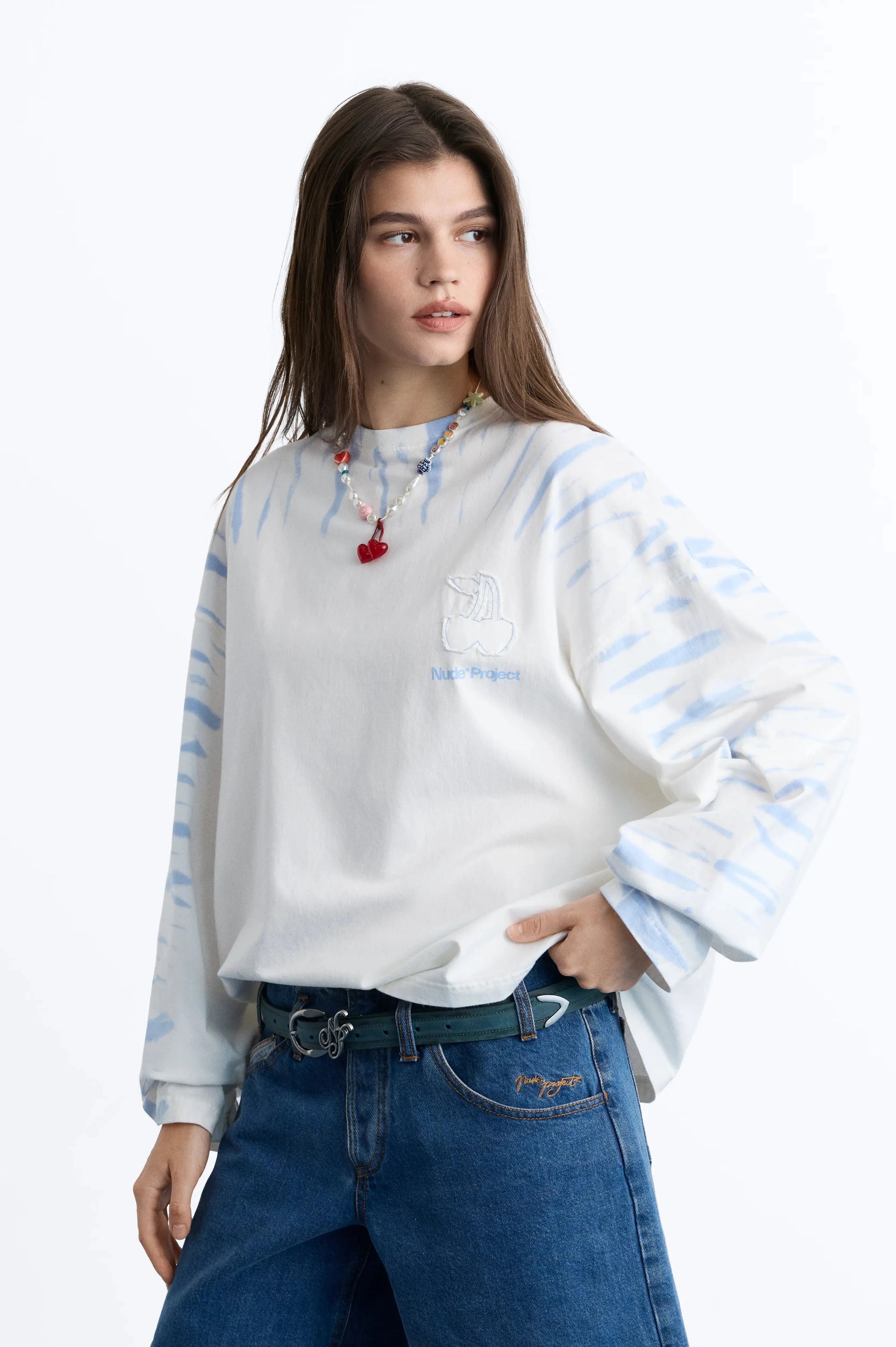 WOMAN [Model is 175.25 cm / 5’9” wearing size S]