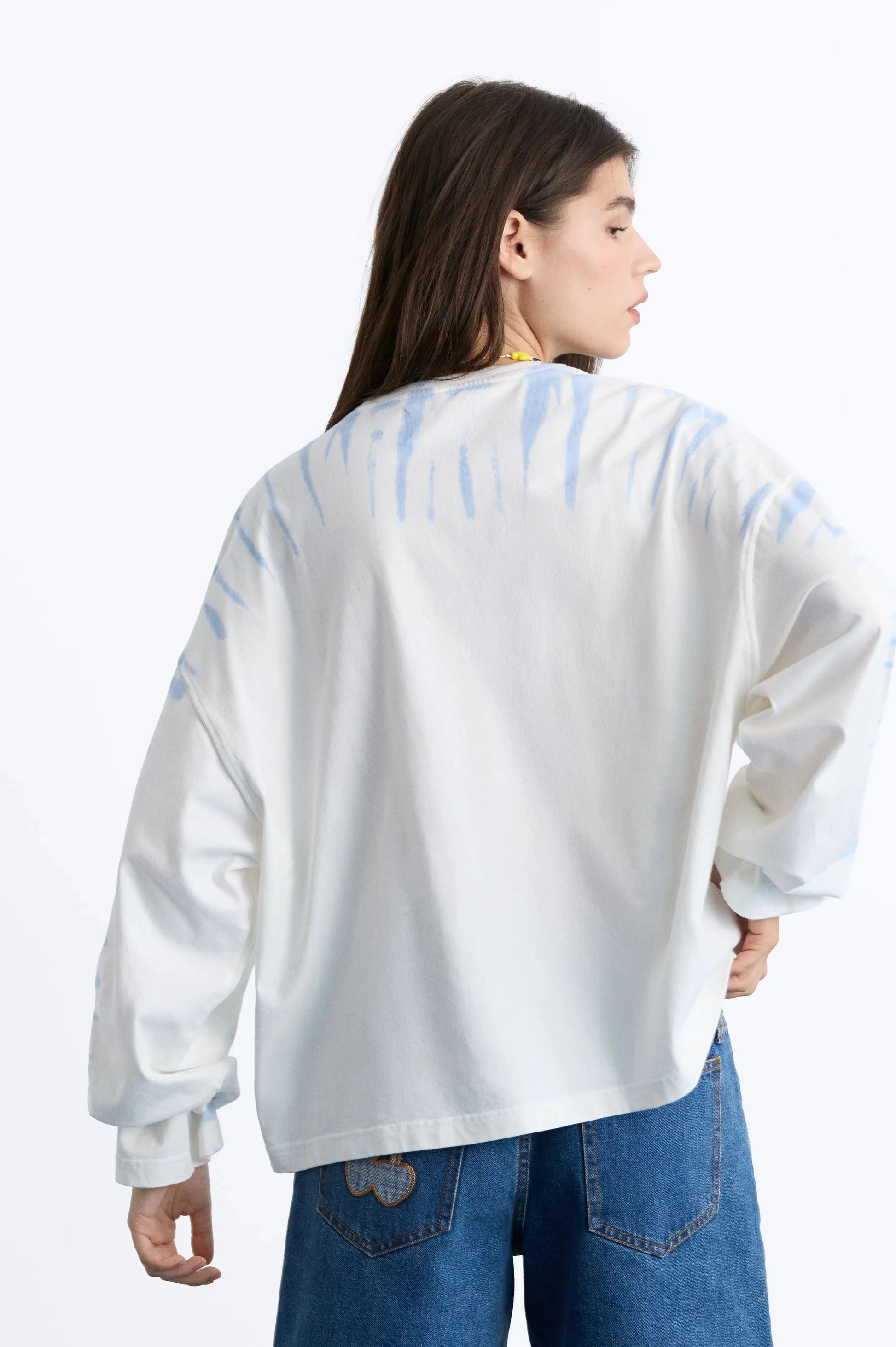 WOMAN [Model is 175.25 cm / 5’9” wearing size S]