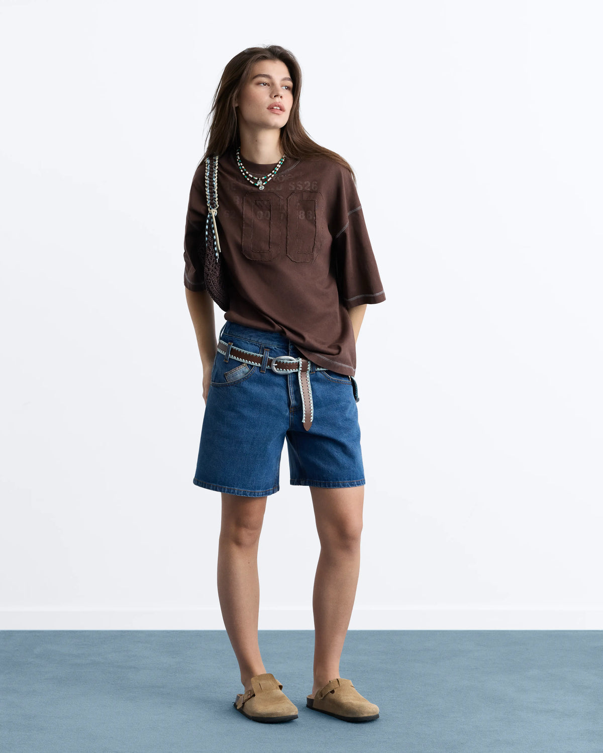 WOMAN [Model is 175.25 cm / 5’9” wearing size S]