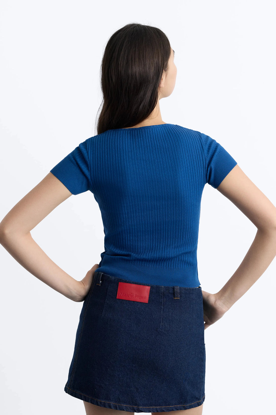 WOMAN [Model is 176 cm / 5’9” wearing size S]