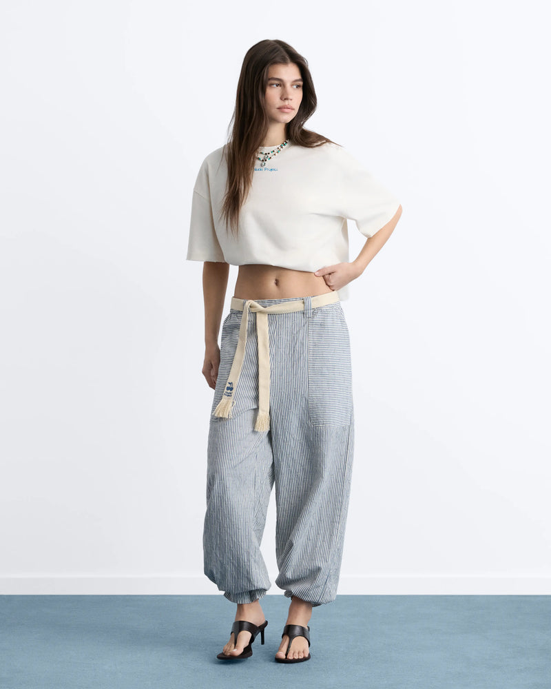 WOMAN [Model is 175.25 cm / 5’9” wearing size S]