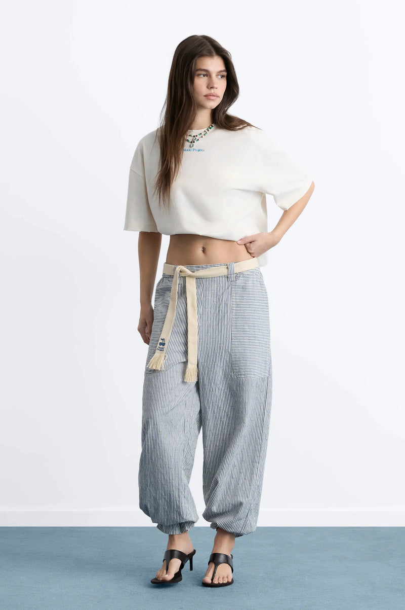 WOMAN [Model is 175.25 cm / 5’9” wearing size S]