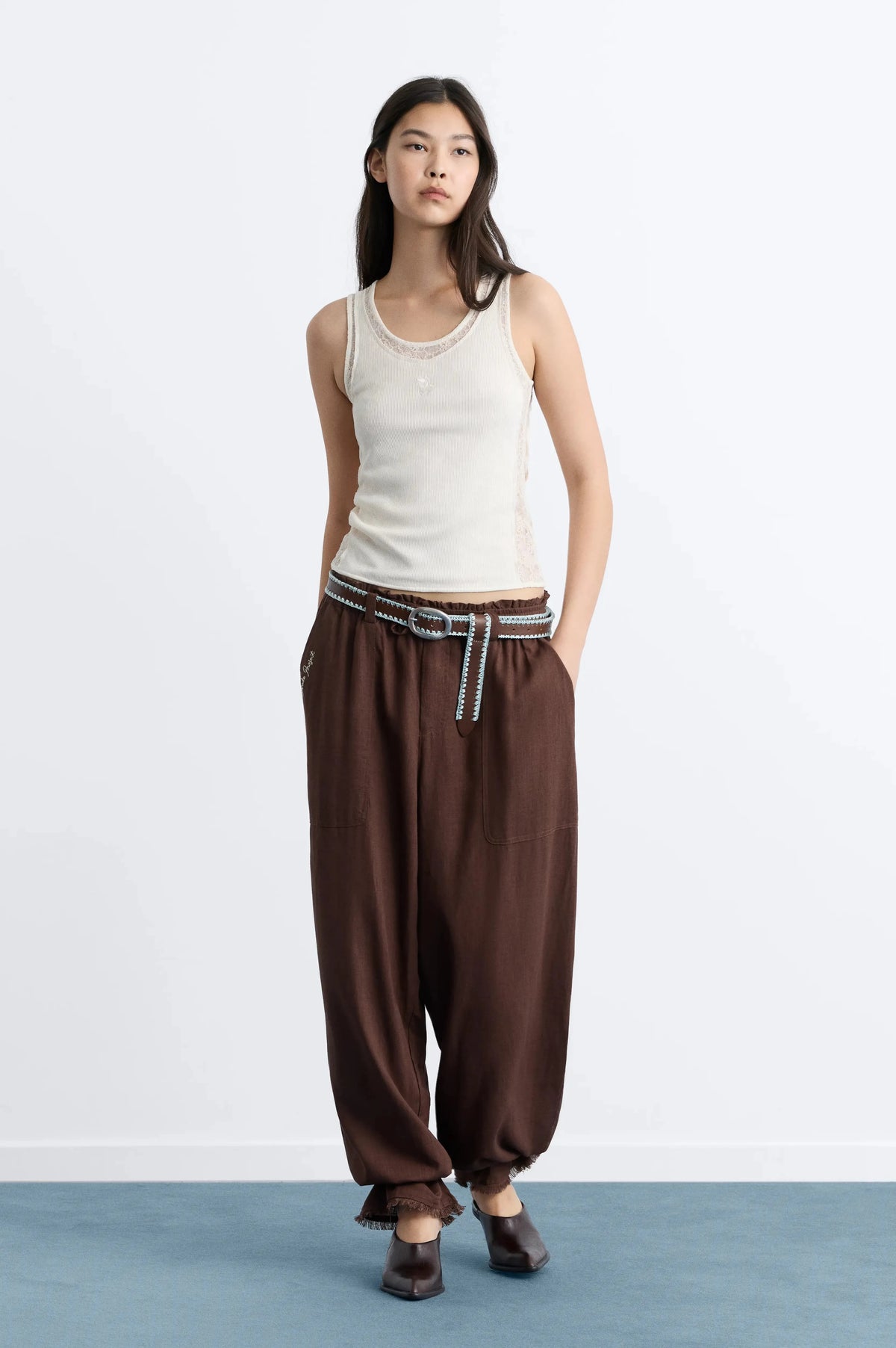 WOMAN [Model is 176 cm / 5’9” wearing size S]