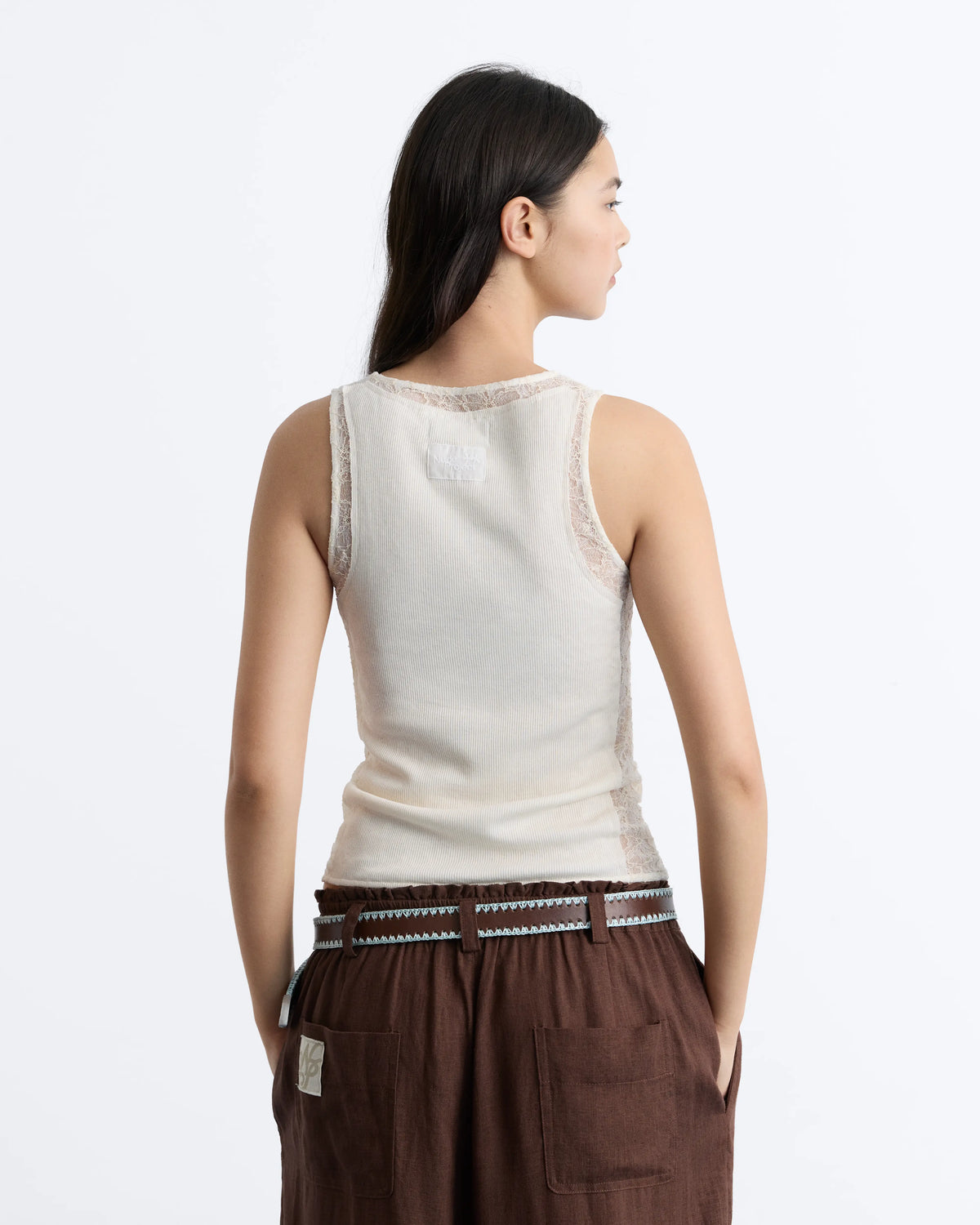 WOMAN [Model is 176 cm / 5’9” wearing size S]