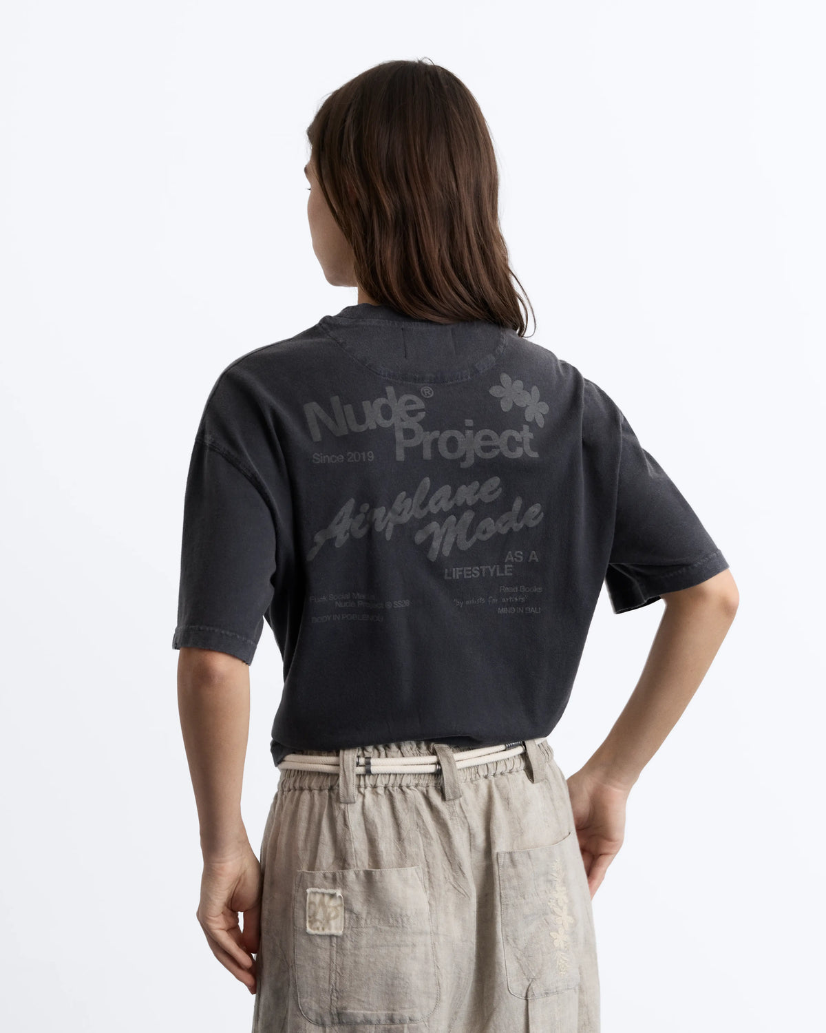 WOMAN [Model is 175.25 cm / 5’9” wearing size S]