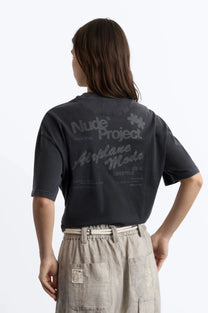 WOMAN [Model is 175.25 cm / 5’9” wearing size S]