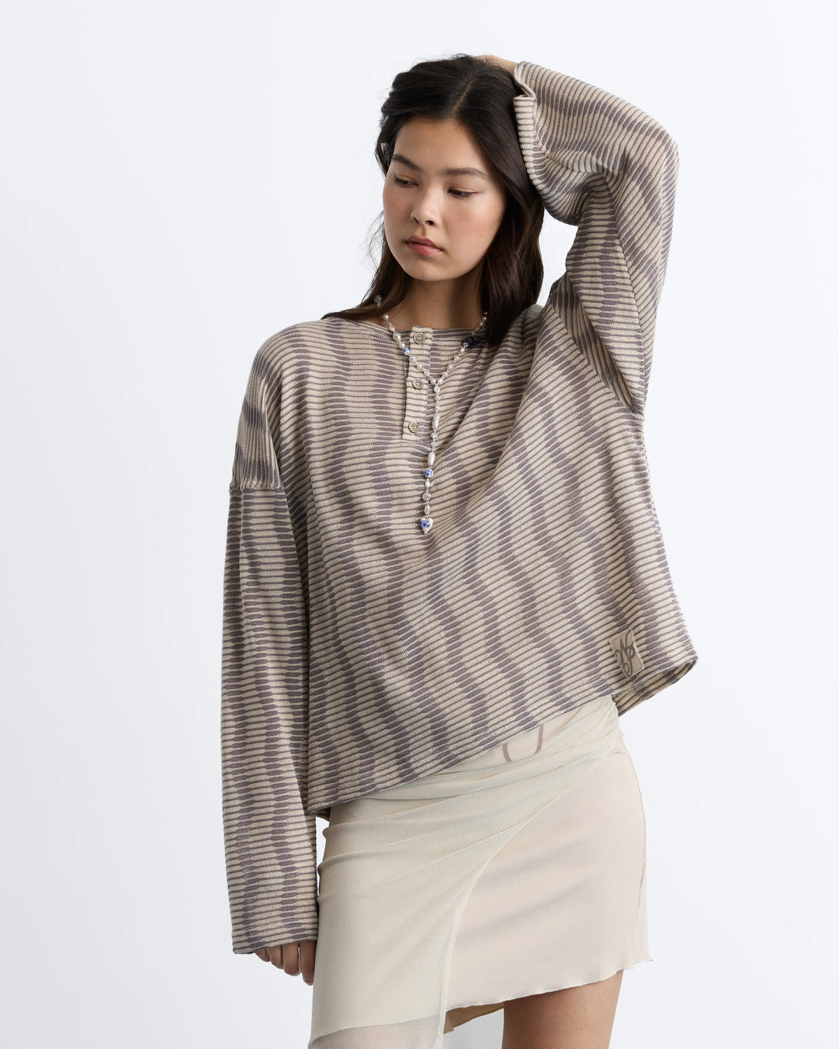 WOMAN [Model is 176 cm / 5’9” wearing size S]