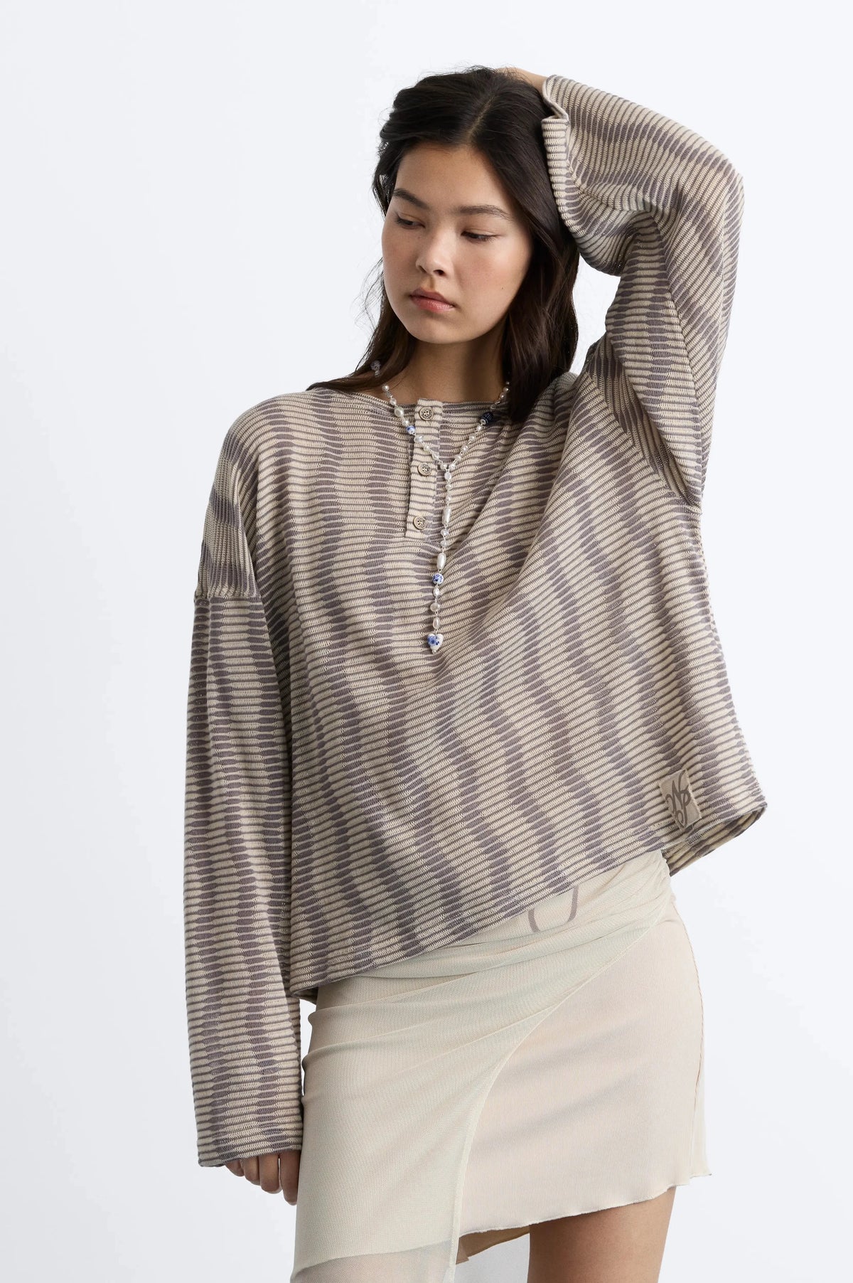WOMAN [Model is 176 cm / 5’9” wearing size S]