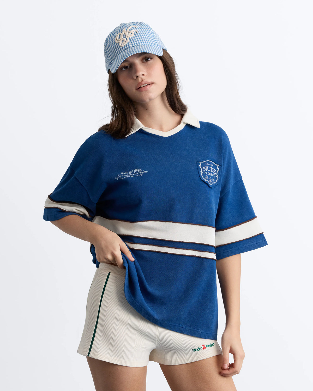 WOMAN [Model is 175.25 cm / 5’9” wearing size S]