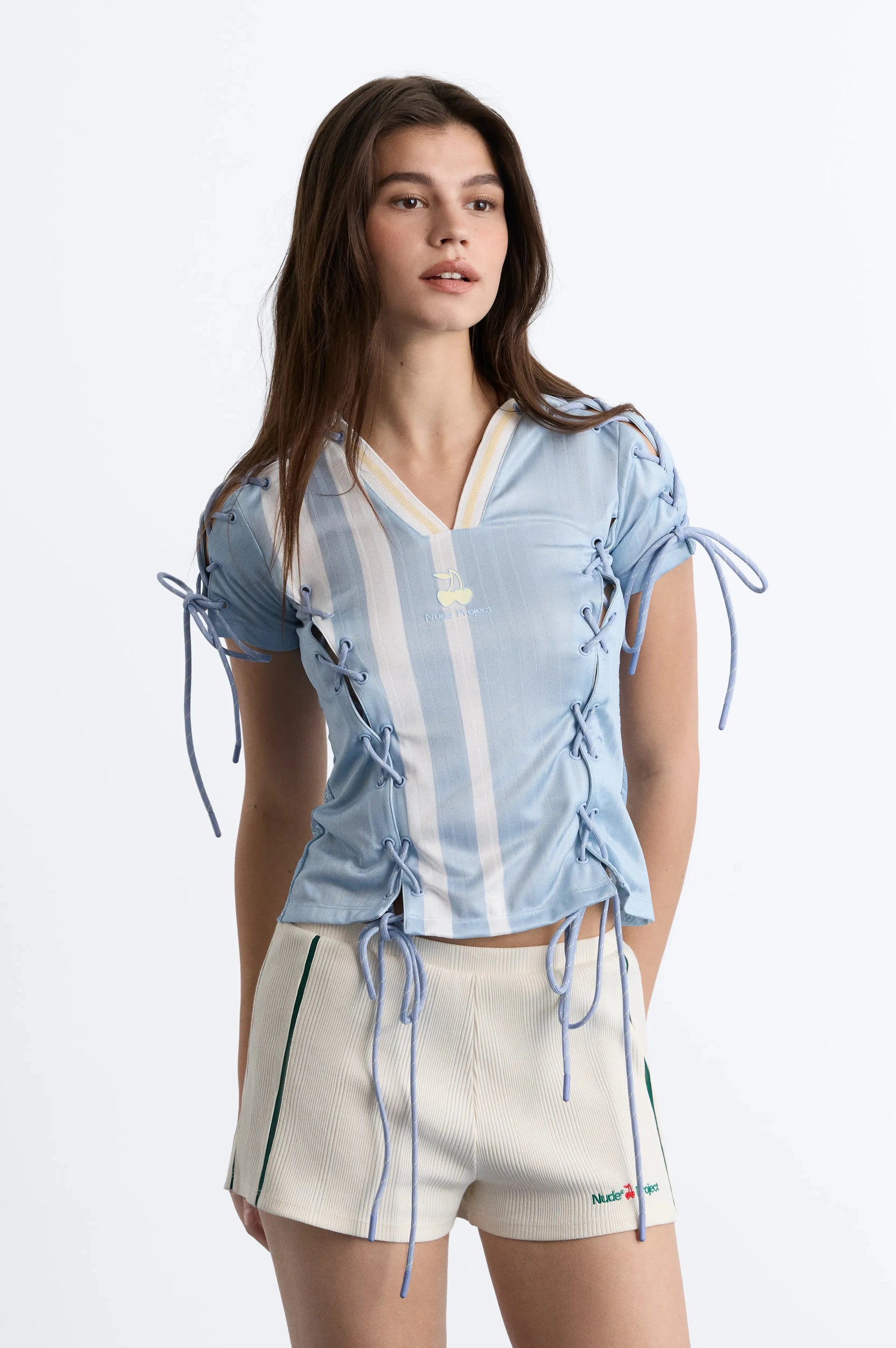 WOMAN [Model is 175.25 cm / 5’9” wearing size S]