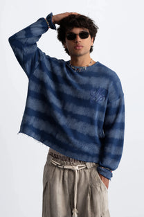 MAN [Model is 187cm / 6’2” wearing size M]
