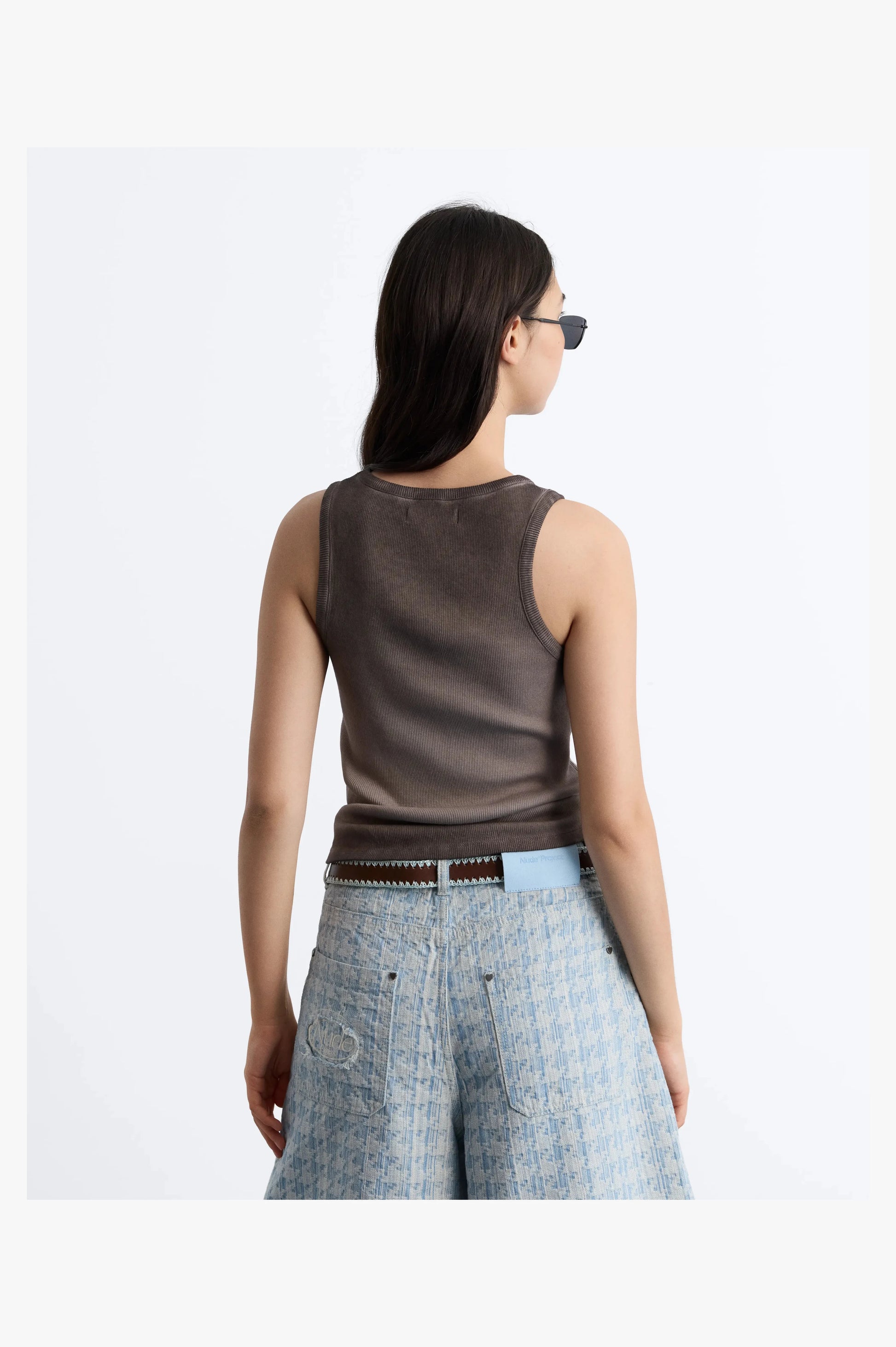 WOMAN [Model is 176 cm / 5’9” wearing size S]