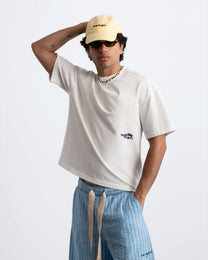 MAN [Model is 187cm / 6’2” wearing size M]