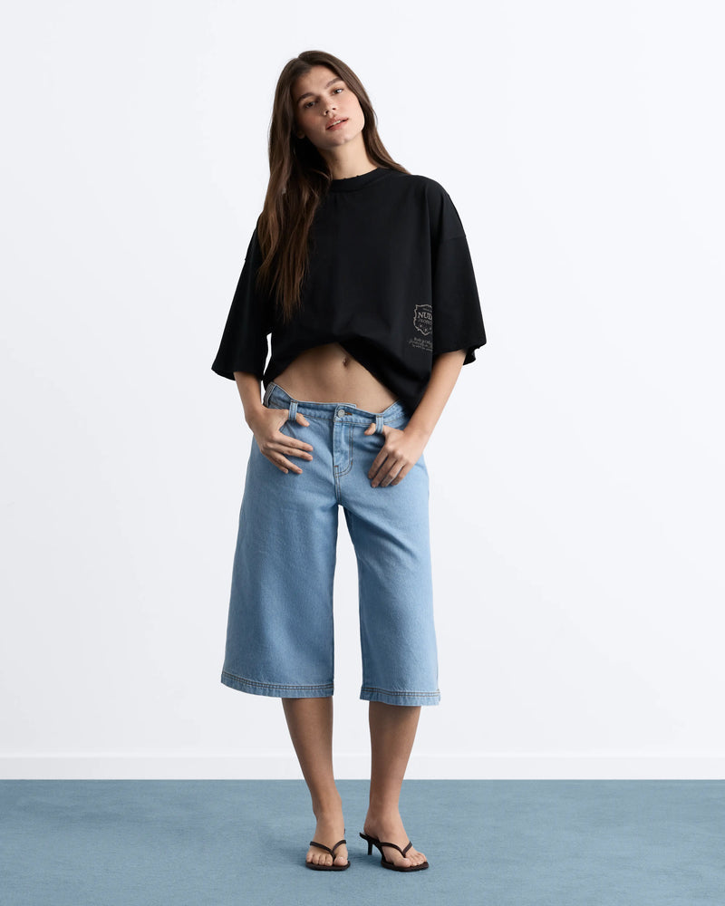WOMAN [Model is 175.25 cm / 5’9” wearing size S]