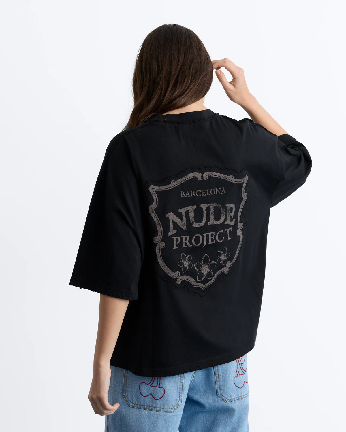 WOMAN [Model is 175.25 cm / 5’9” wearing size S]