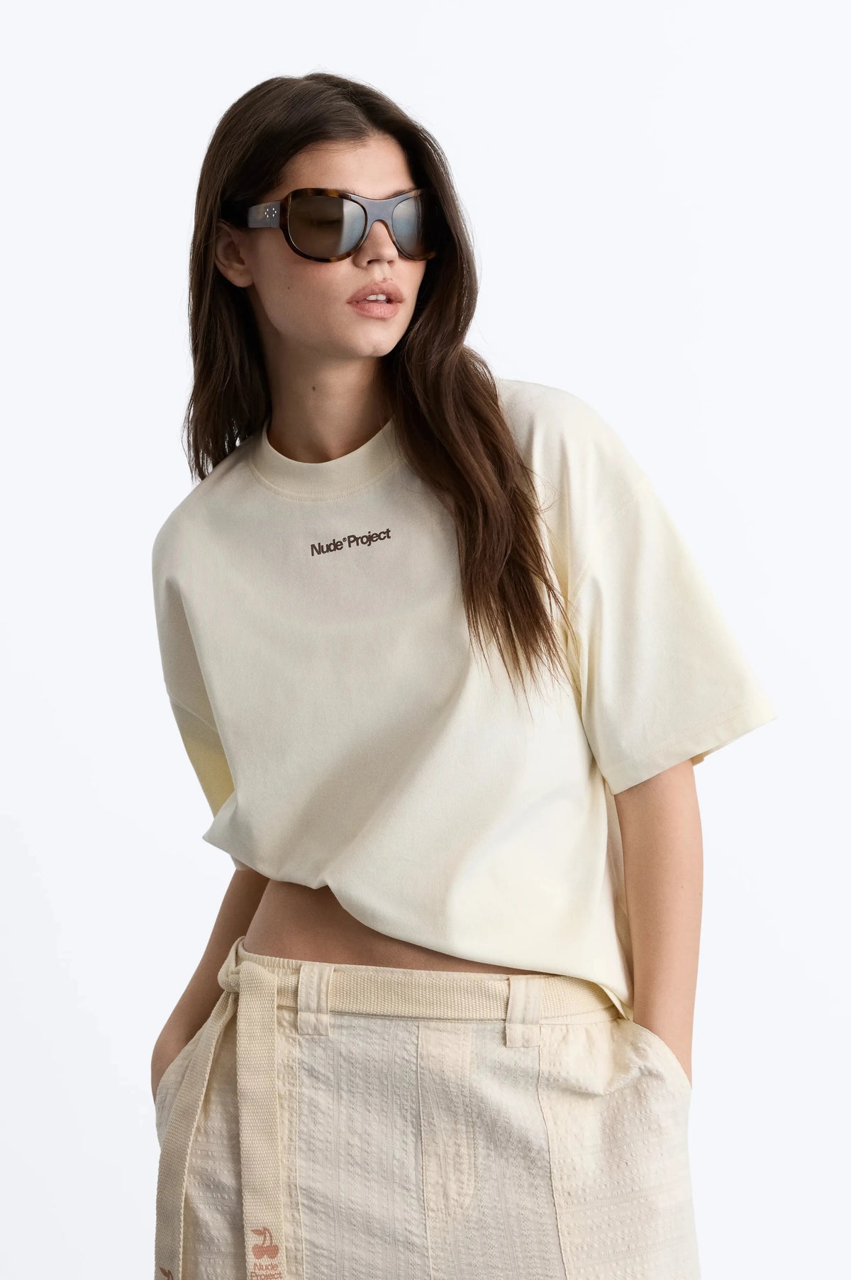 WOMAN [Model is 175.25 cm / 5’9” wearing size S]